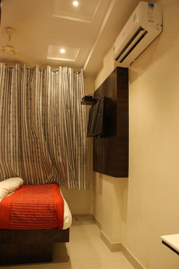 Hotel Snow White Inn Neu-Delhi Exterior foto