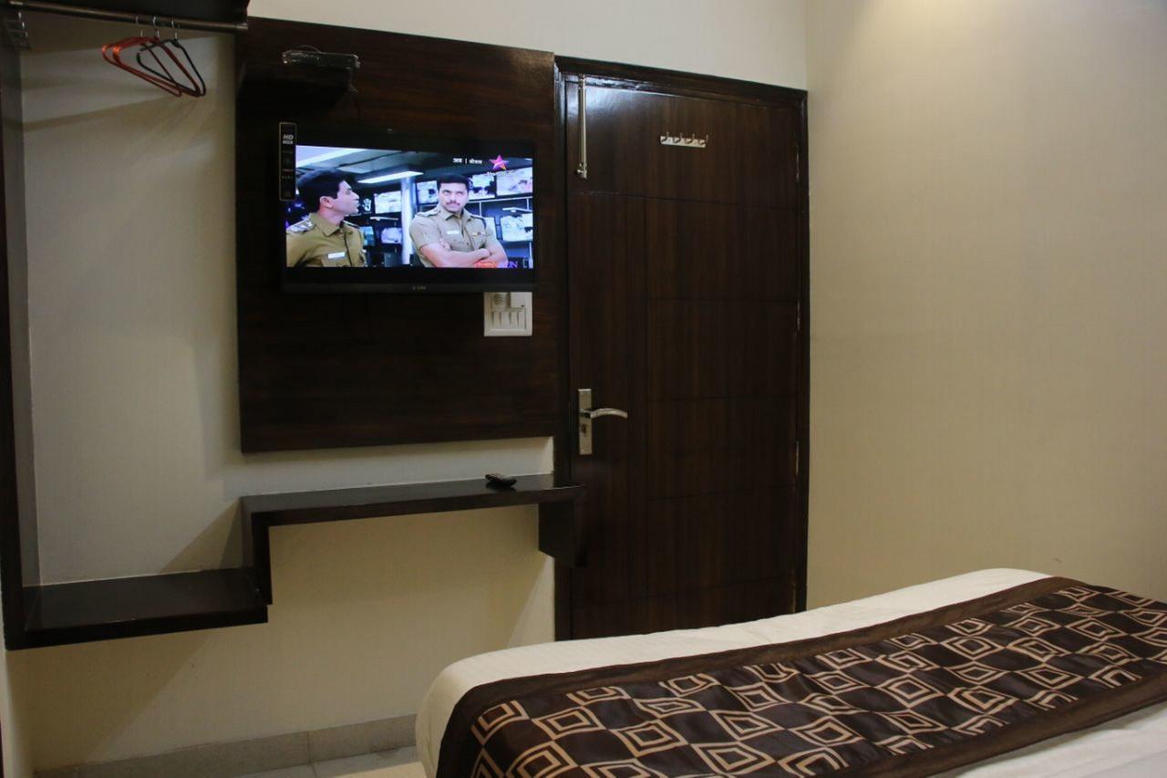 Hotel Snow White Inn Neu-Delhi Exterior foto