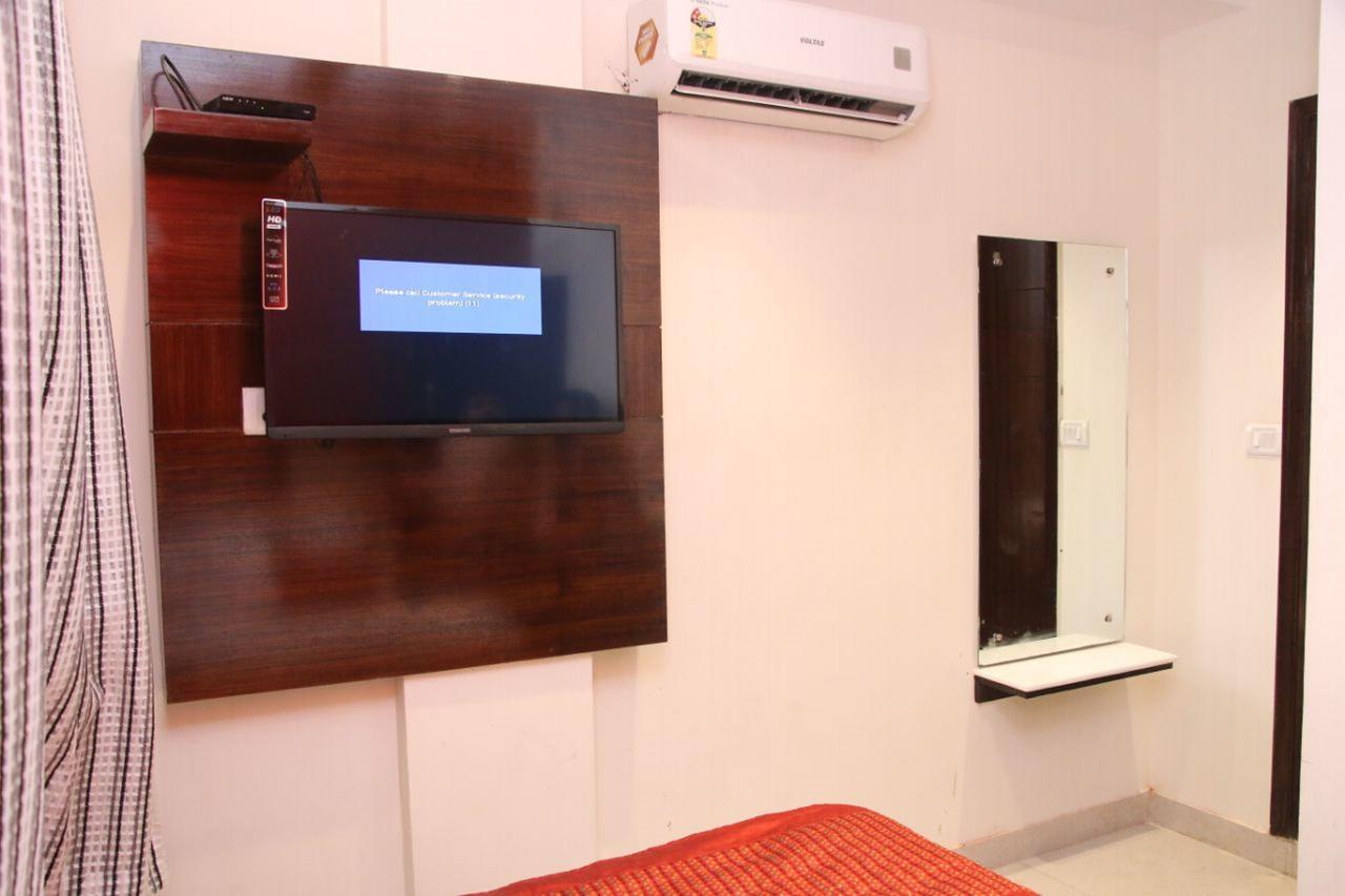 Hotel Snow White Inn Neu-Delhi Exterior foto