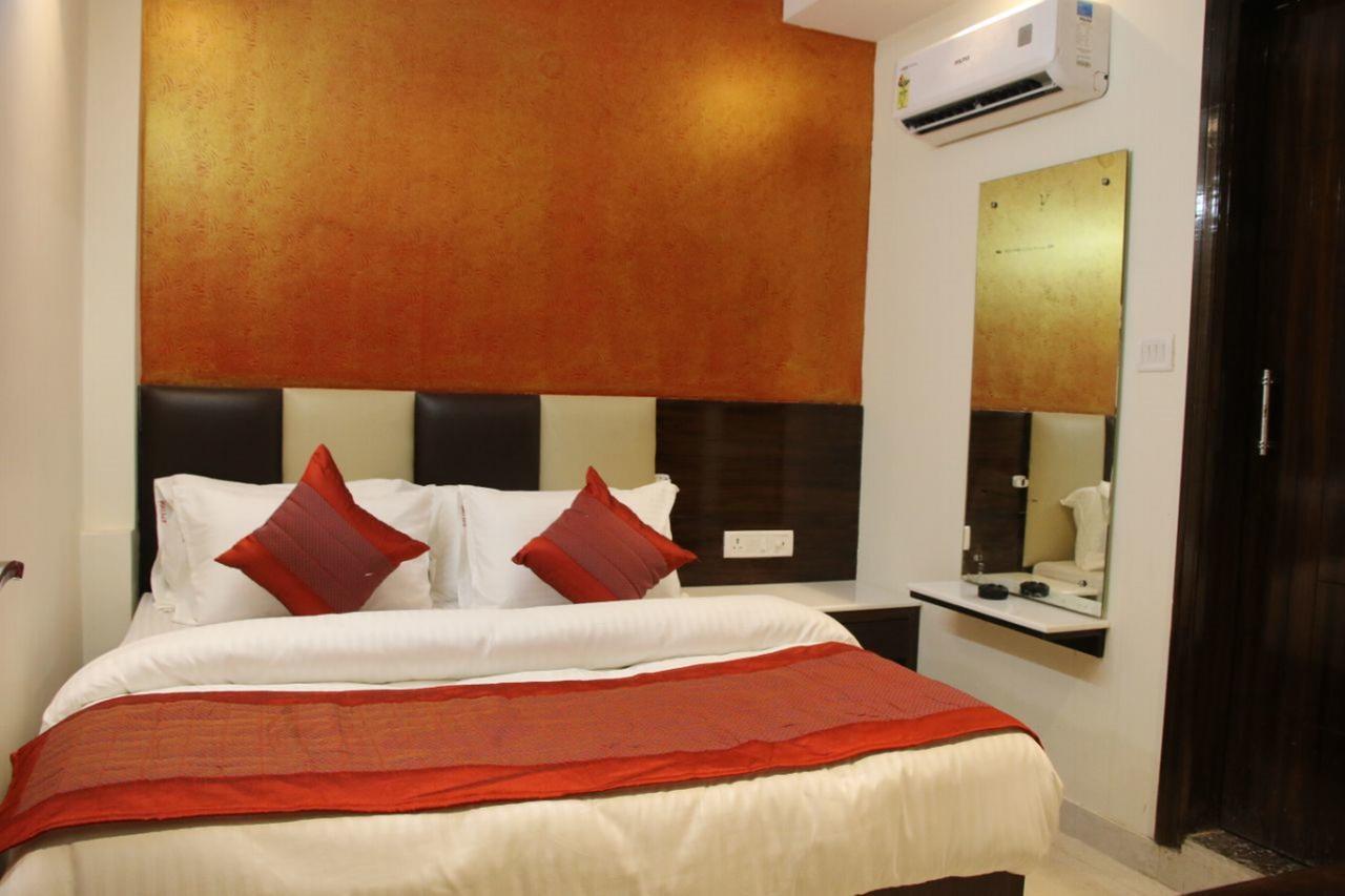 Hotel Snow White Inn Neu-Delhi Exterior foto
